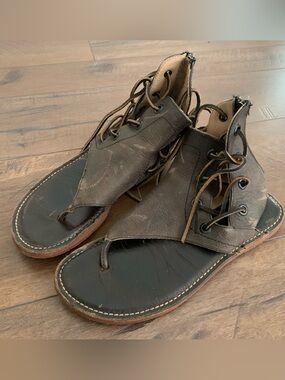 Free People Baske Brown Lace-Up Gladiator Leather Sandals Size 7.5